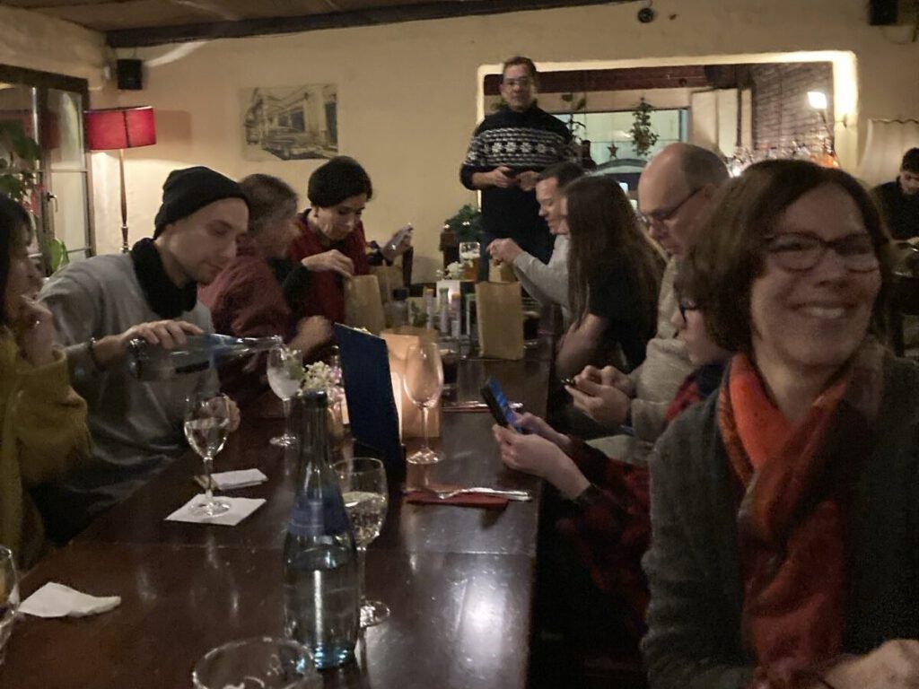 PHOTO-2024-12-08-18-04-33